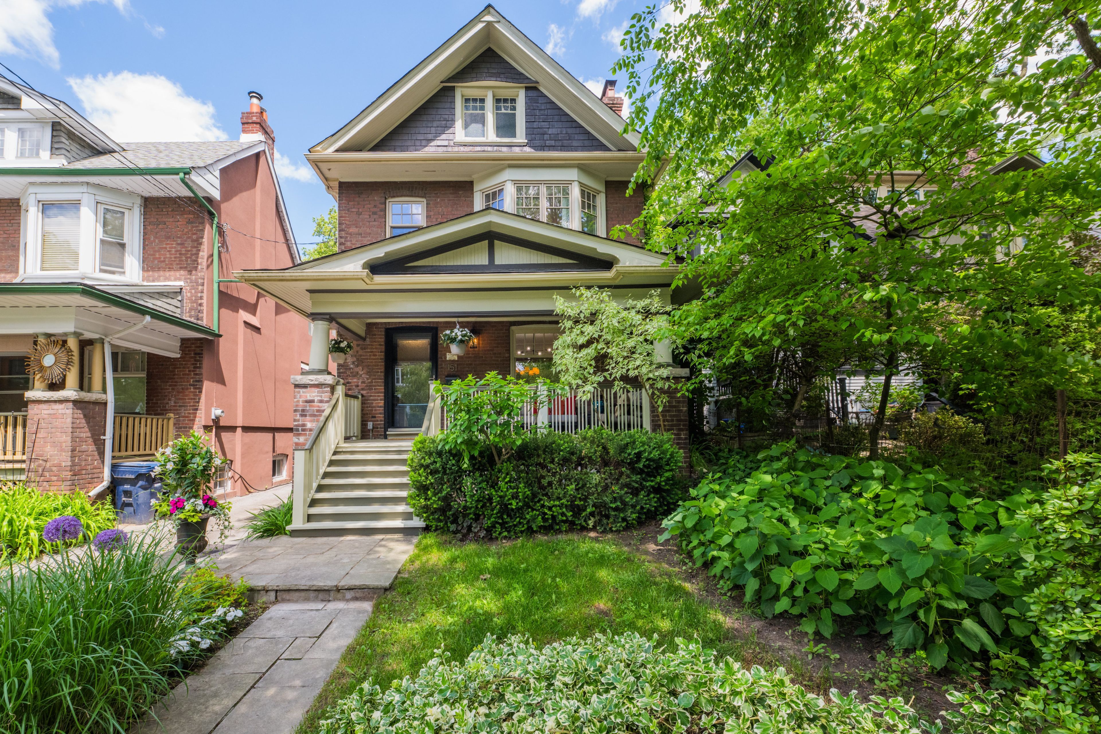 Prepared Toronto home exterior ready for listing photography